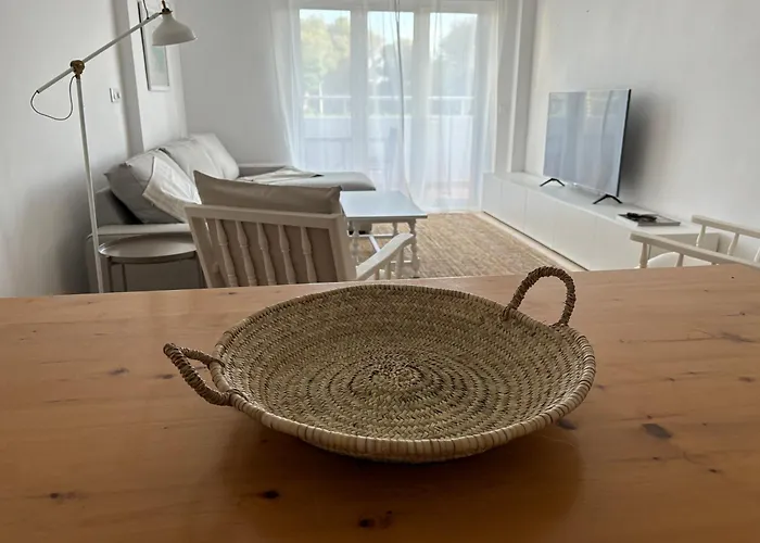 Con Piscina Y Delante De La Playa