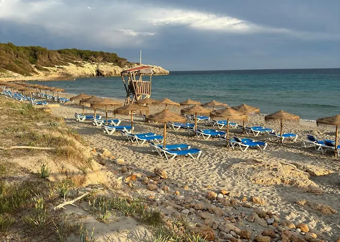 Con Piscina Y Delante De La Playa * Santo Tomás